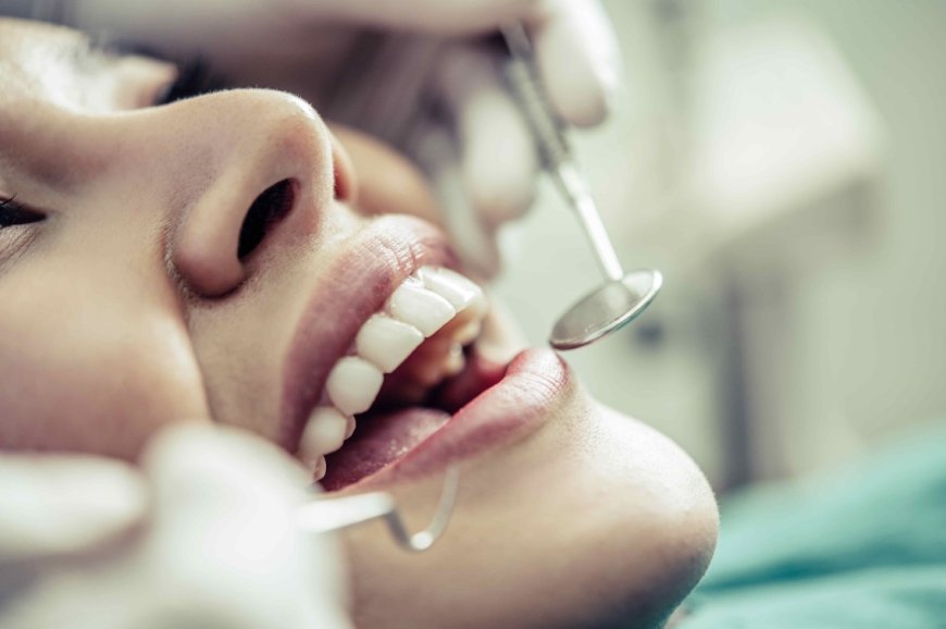 What are invisible braces? Aesthetic treatment with lingual orthodontics